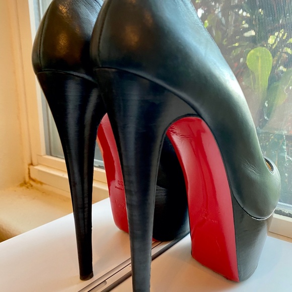 Christian Louboutin Daffodile Platform Red Sole - Picture 14 of 16